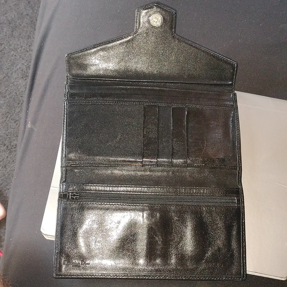 Christian Dior Vintage black leather wallet.